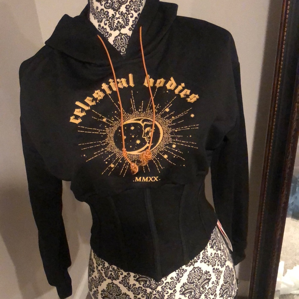 Cropped Hoodie